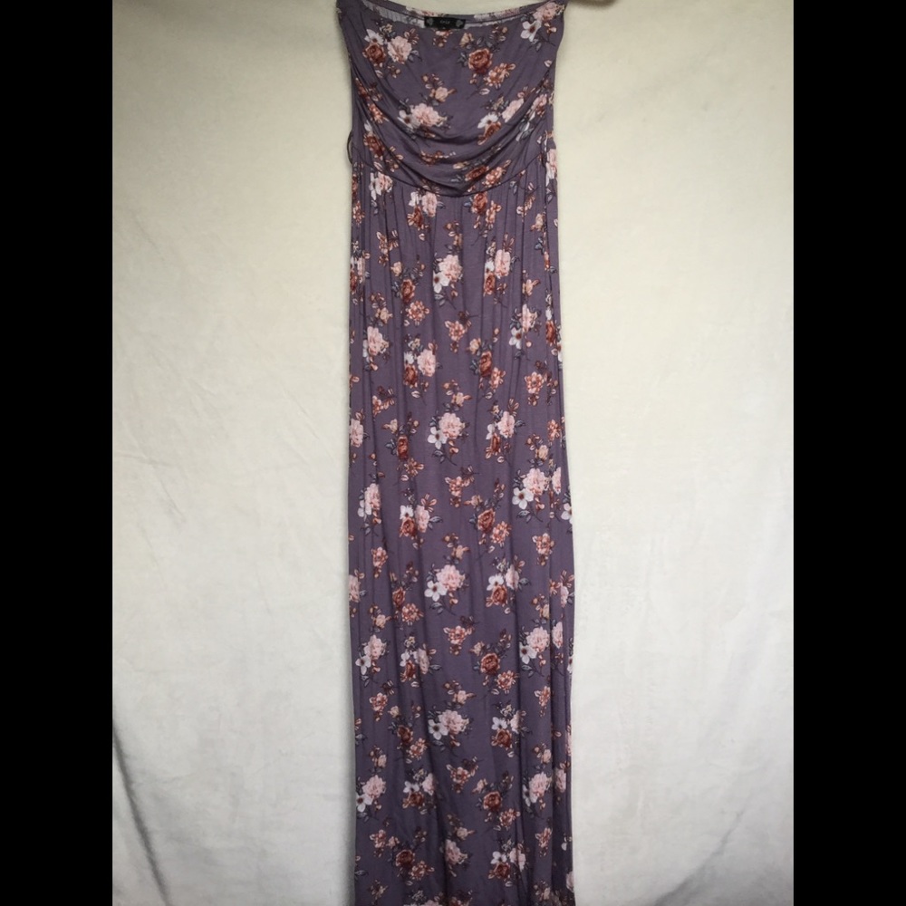 Floral, sleeveless maxi dress✨